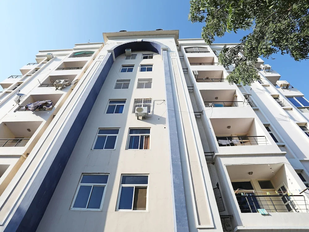 OYO 9774 Home Modern 3BHK near Celebration Mall