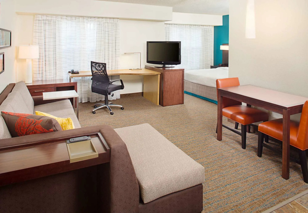 Courtyard by Marriott Richmond Northwest