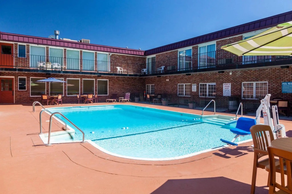 Quality Inn & Suites Lincoln South