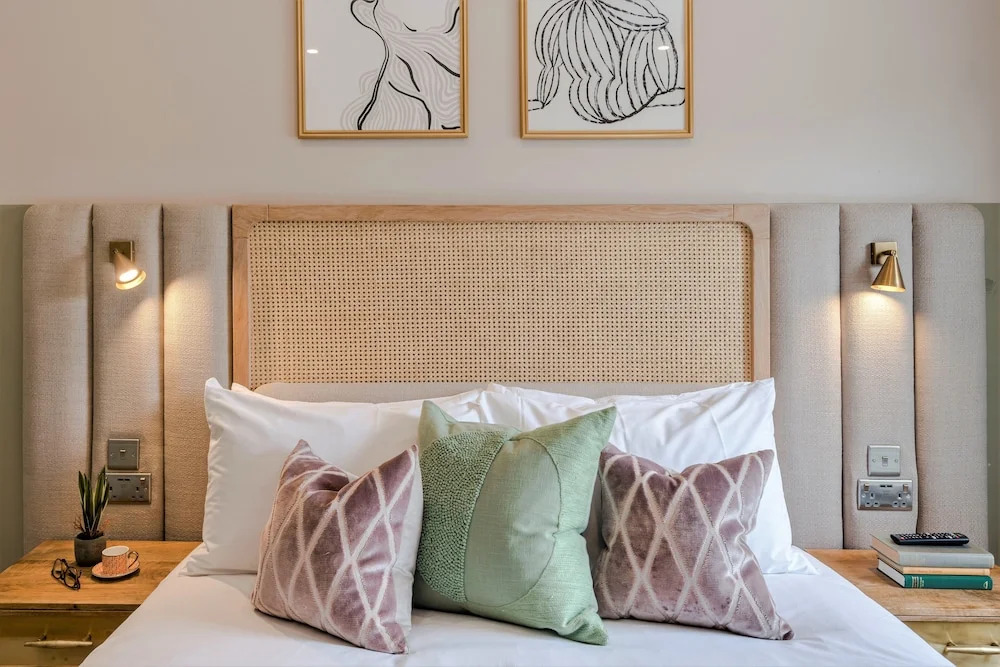 Your Apartment Shepherd's Bush