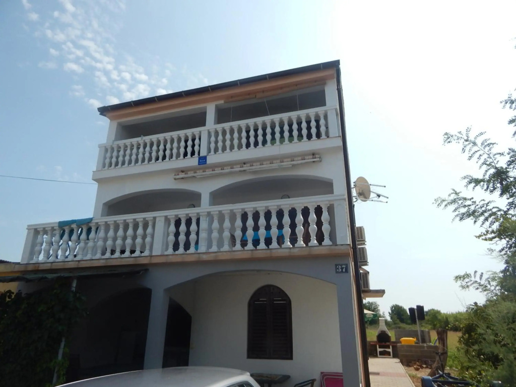 Apartmani Nin