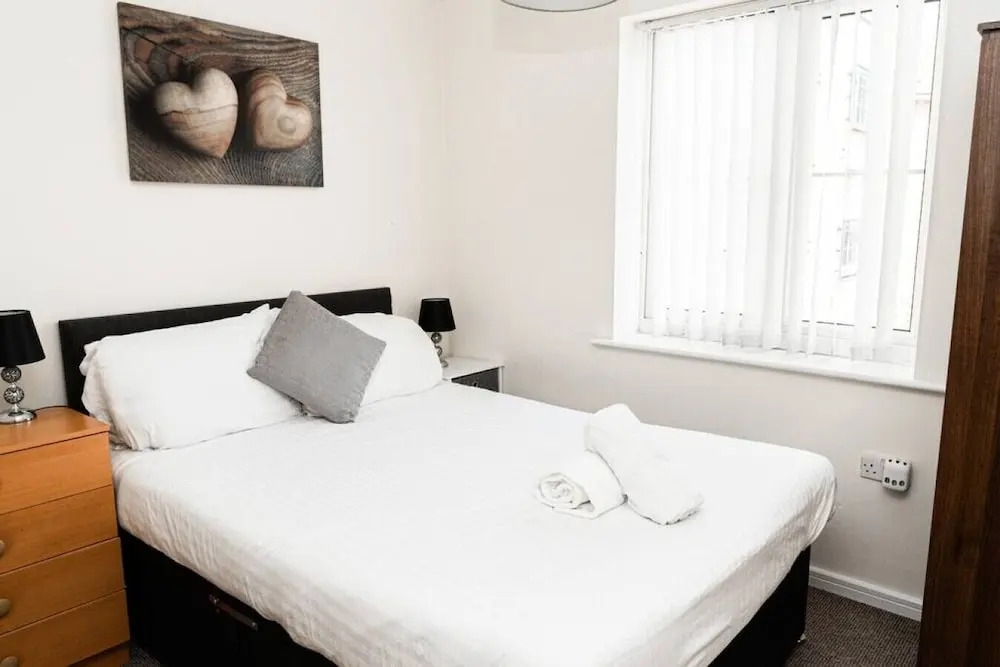 2 Bedroom Apartment Warrington