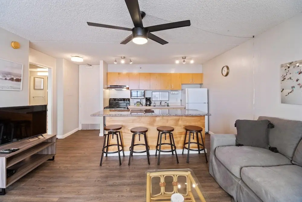Tower 2 Suite 1702 - Ffp 1 Bedroom Home by Redawning