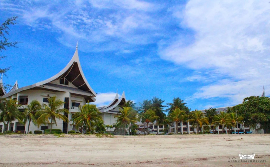 The Grand Beach Resort