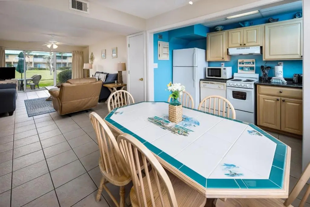 Seaspray Condos 113B