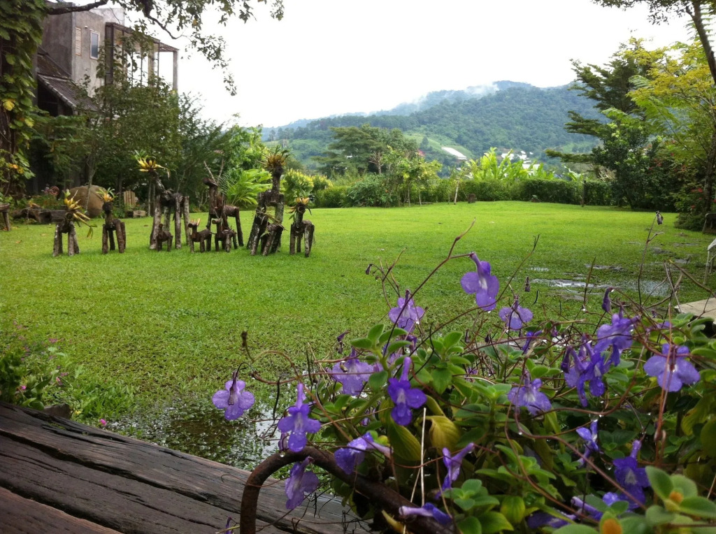 Proud Phu Fah Maerim Resort