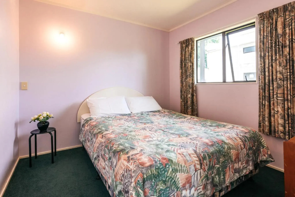 Olive Lane - Waiheke Holiday Home