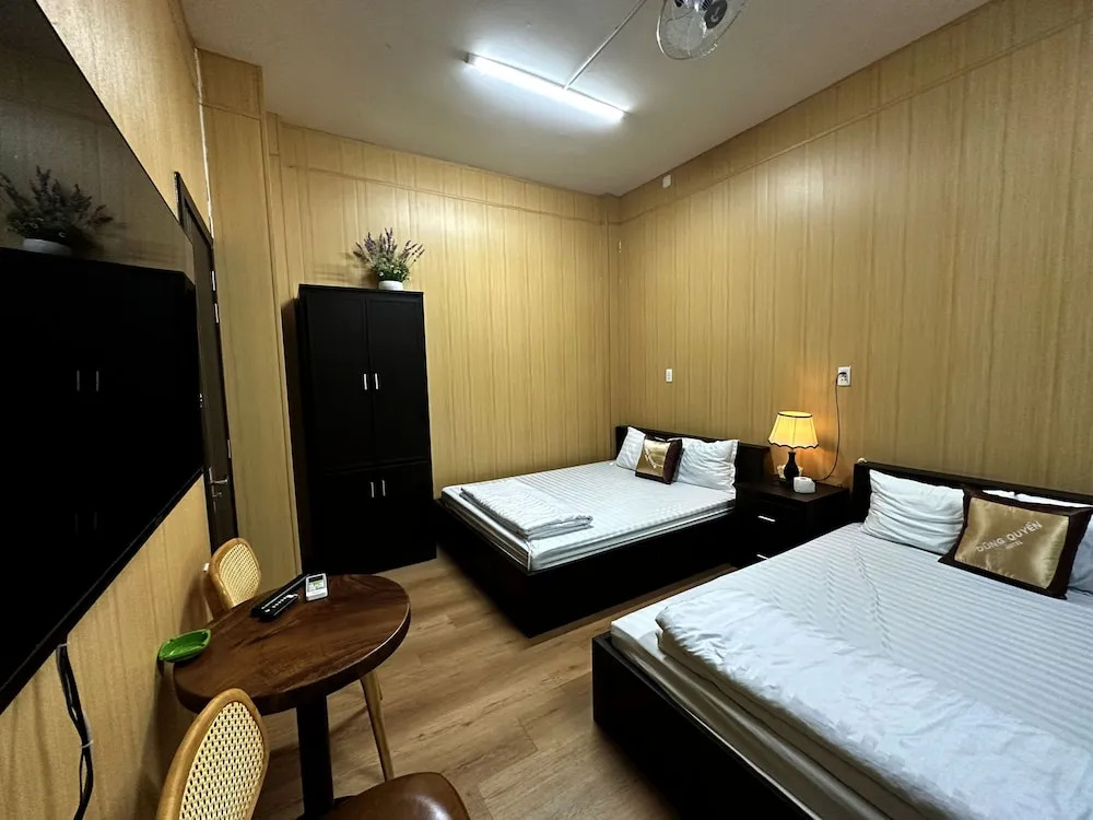OYO 1199 Dung Quyen Hotel