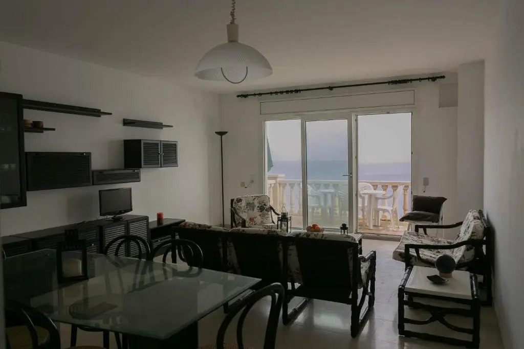 3 bedroom apartment in Aiguafreda, Begur. Sea views and Terrace (Ref:H26)