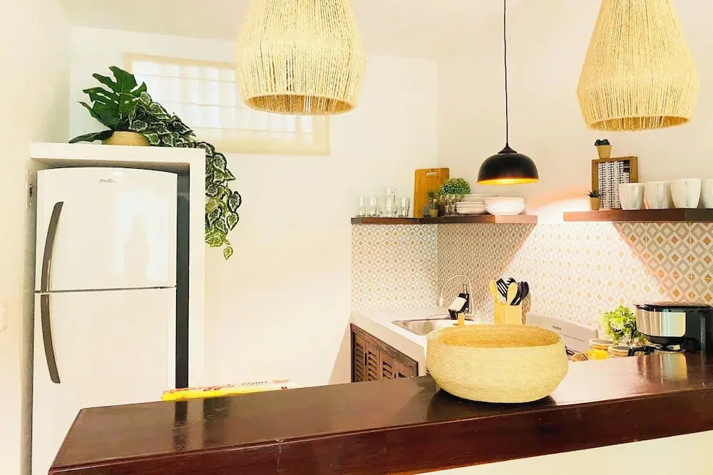 Cozy stay Tropical Vibes near Beach