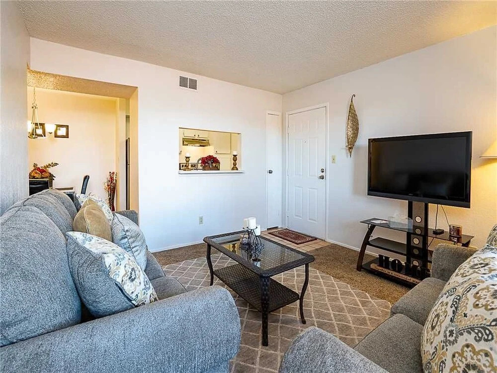 Zia Vista, 2 Bedrooms, Pool Access, Hot Tub, Fitness, Fireplace, Sleeps 4