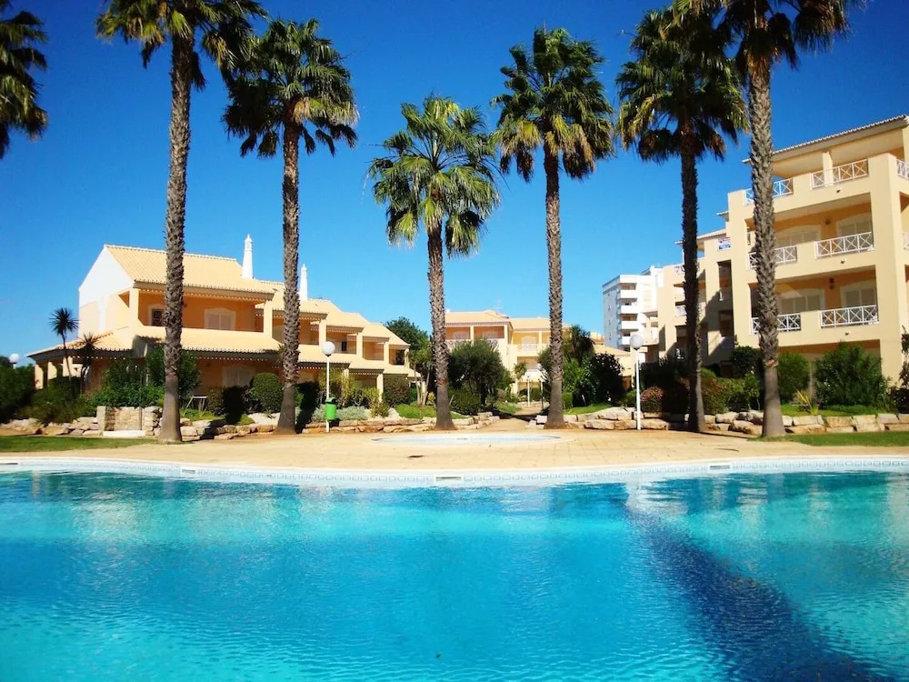 Ellegance - Shared Pool - 6 Guests - Vilamoura