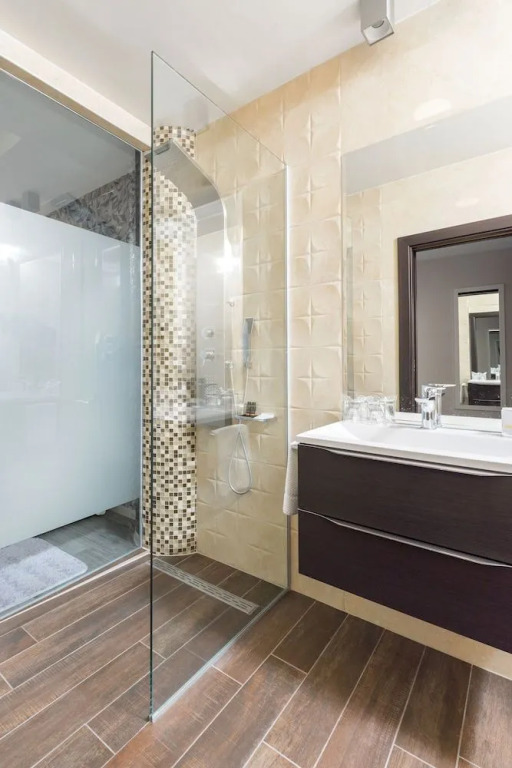 Sea View Luxury Rooms Seven of Nine