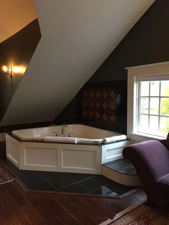 Judson Heath Colonial Inn