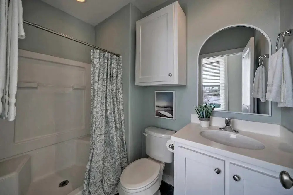 Third Sandbar & Seaglass Landing by Avantstay. Sleeps 30 2 Homes + Dual Pools + Outdoor Living Steps to Beach