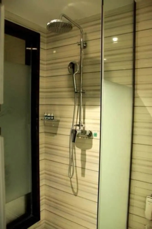 Xana LITE Hotel 5th Avenue Branch
