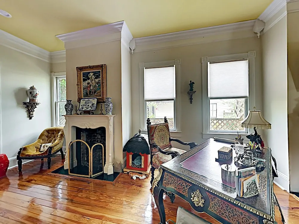 New Listing! Hip : 1 Mile To Forsyth Park 3 Bedroom Home