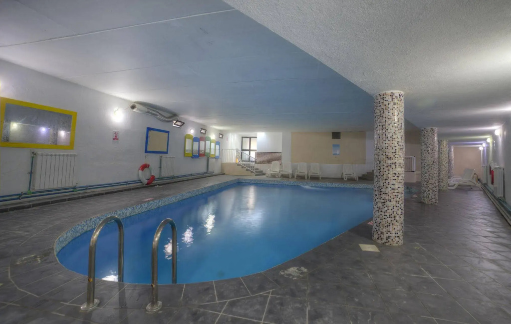 Primera Hotel