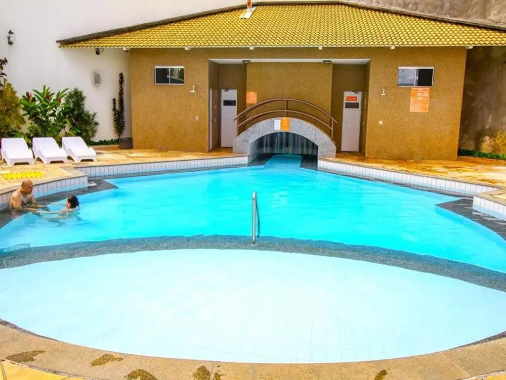 DiRoma Fiori, com piscina 24h, incluso um dia nos dois parques diRoma Acqua park e splash