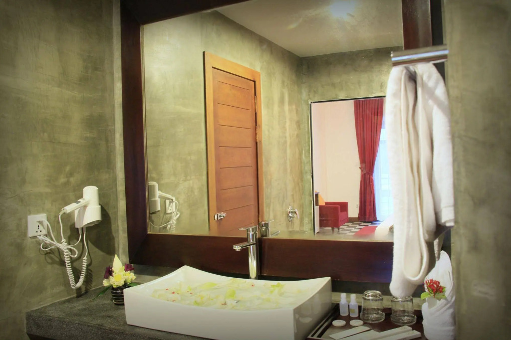 Mekong Angkor Deluxe Hotel