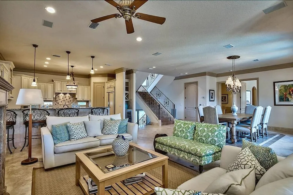 Casa de Palms 5 Bedroom Holiday Home by Five Star Properties