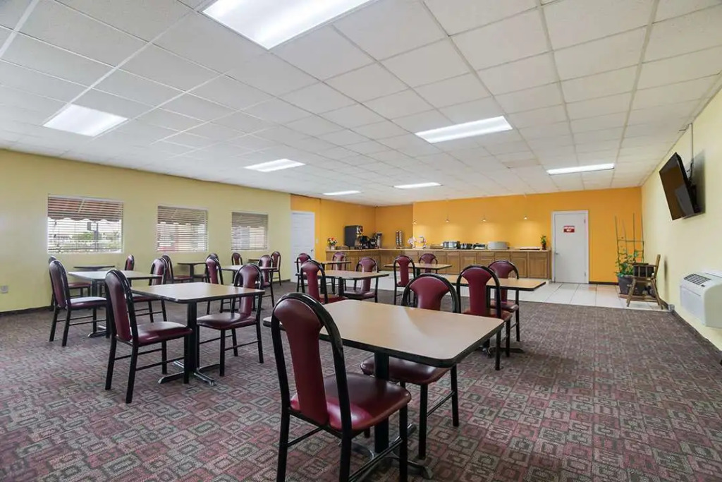 Americas Best Value Inn Tulsa I-44