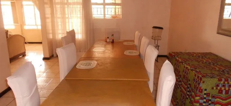 Wane Guest Lodge
