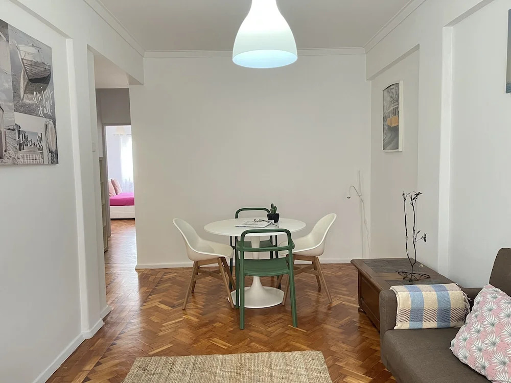 27 92 Campolide Apartment