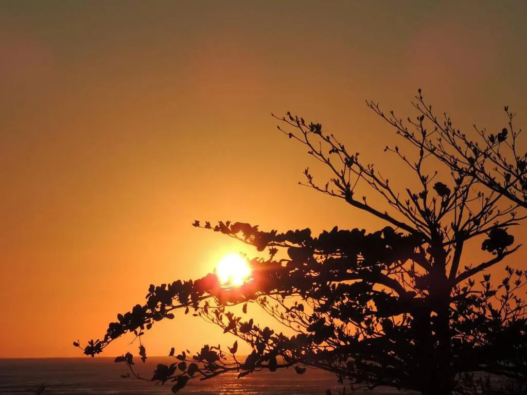 Suíte 3 com wifi a 4 min da praia em Caraguatatuba