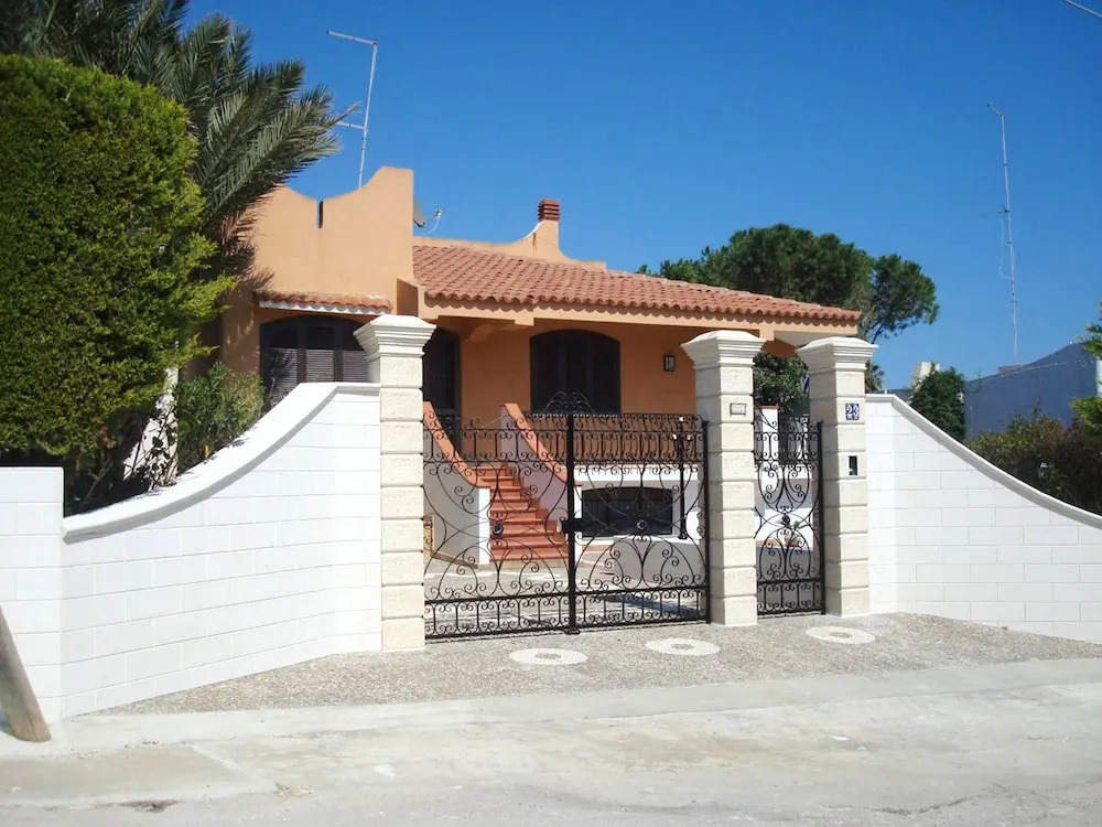 Apartment With one Bedroom in Fontane Bianche, With Wonderful sea View, Enclosed Garden and Wifi - Near the Beach