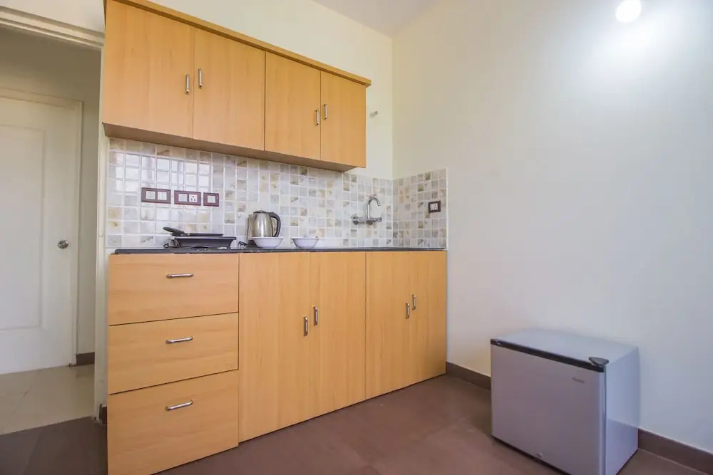 OYO 19954 Home Breezy 2BHK Fatrade