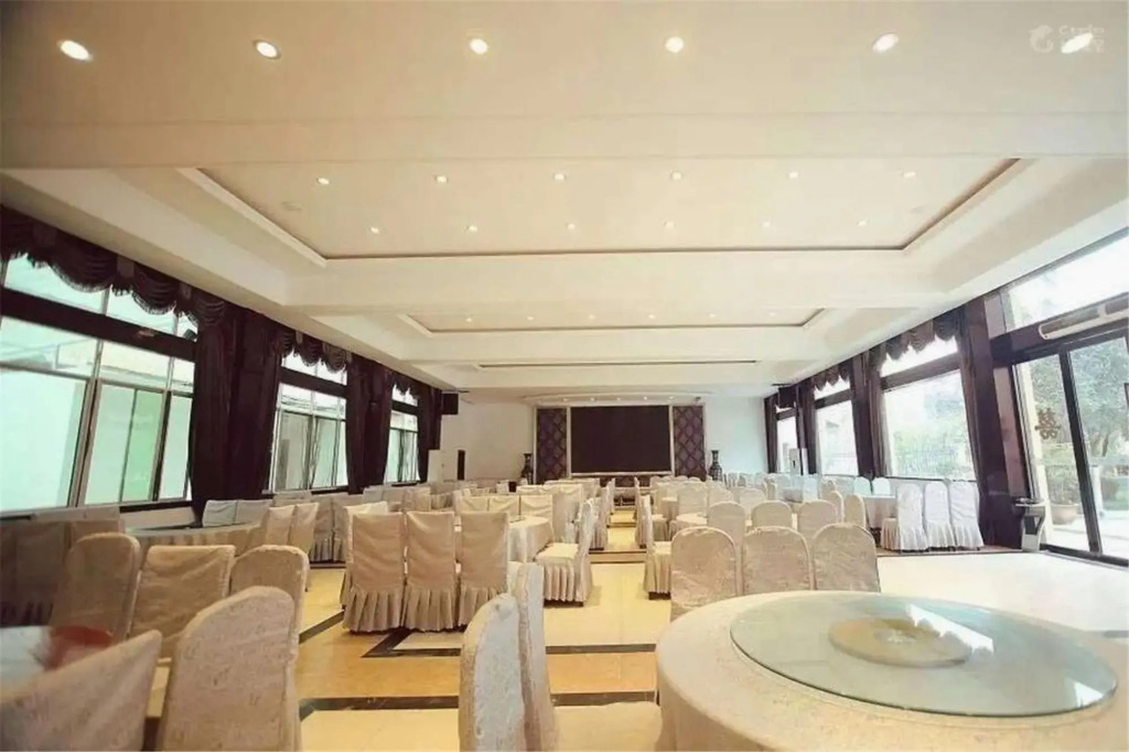 National Hotel