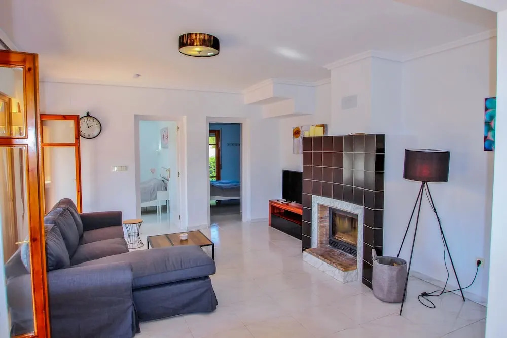 Emma - sea view holiday home with private pool in Benissa