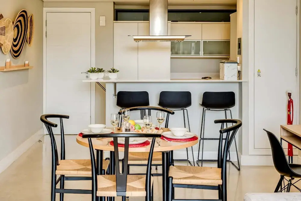 Stylish Retreat With Marina Views at Juliette 307
