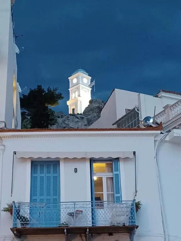 Poros Seaside Suite