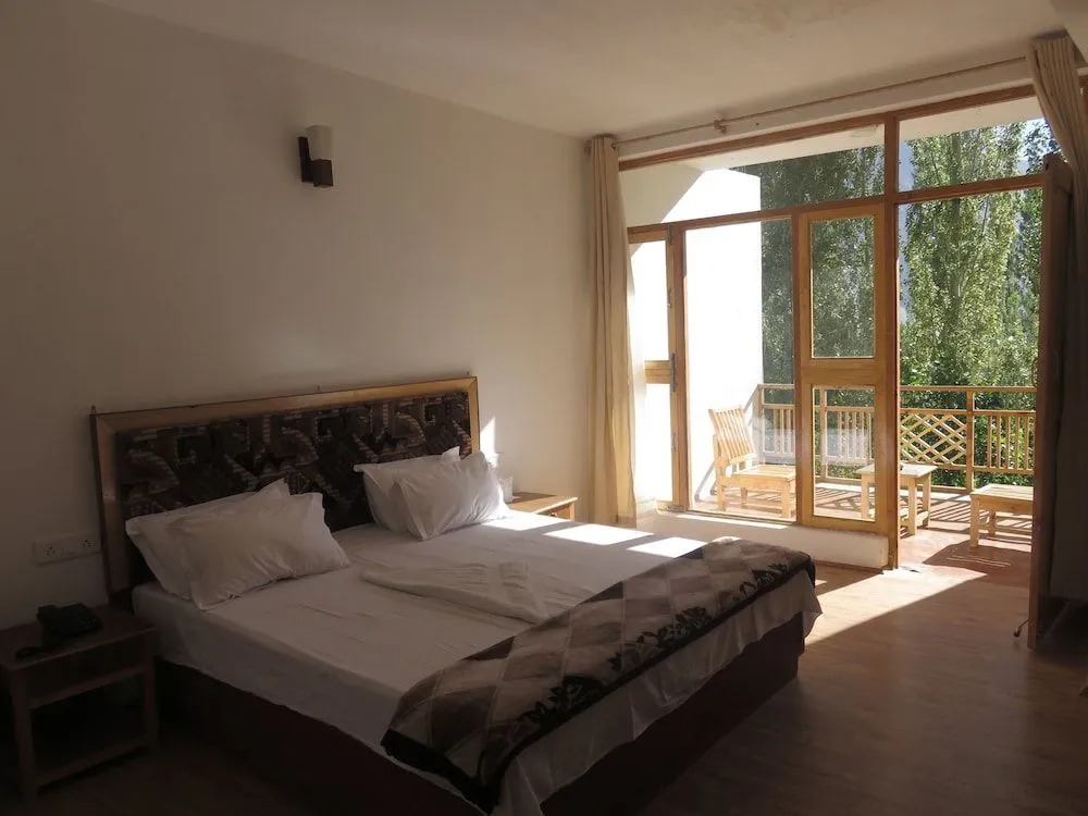 Hunder Resort