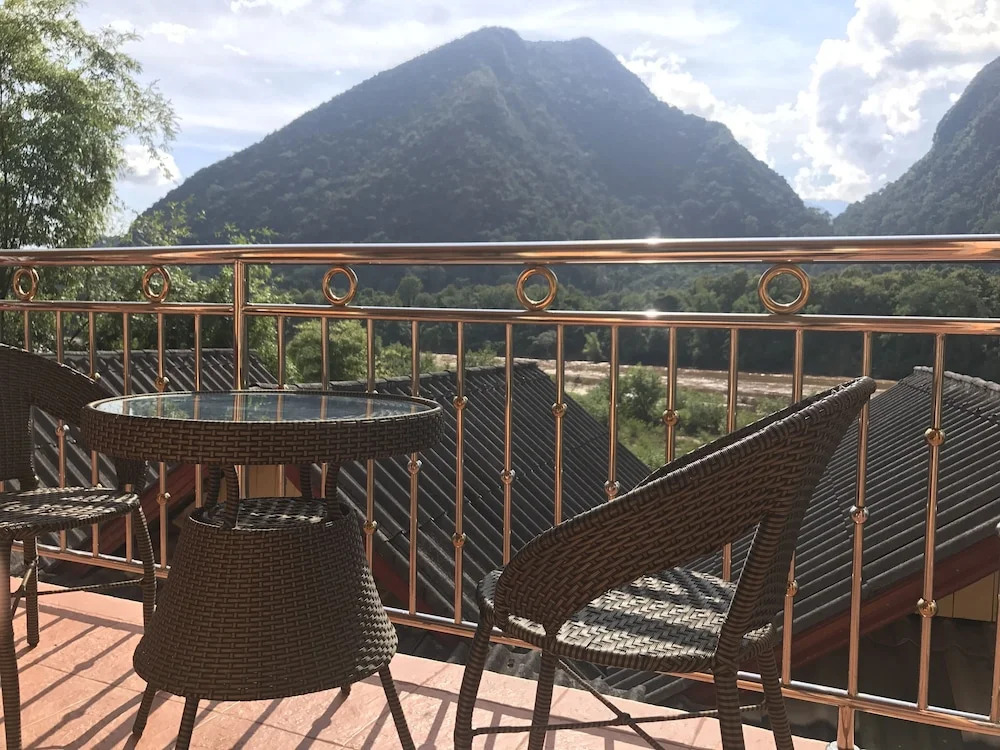 Riverview Bungalows & GH