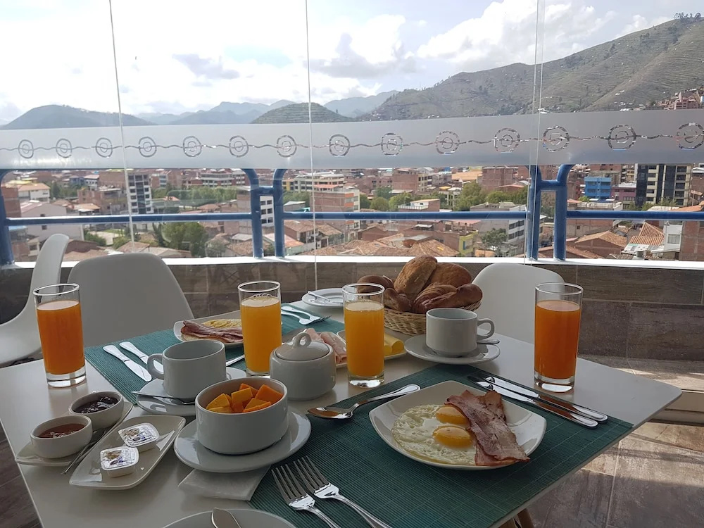 Wayqey Hotel