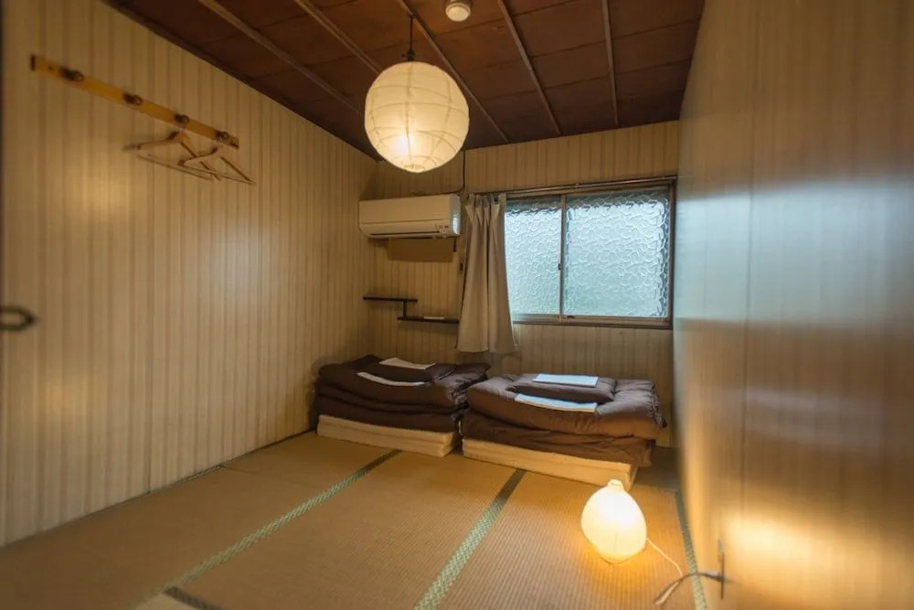 Air Osaka Hostel
