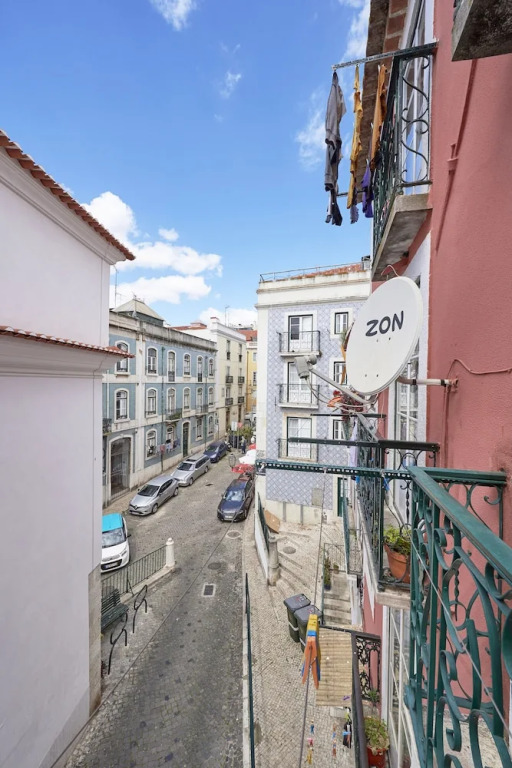 Graça and Alfama Heritage 3-BR Signature Suites by NestAtLisbon