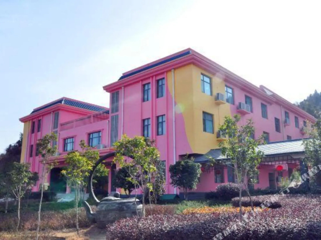 Xiyouji Park Holiday Hotel