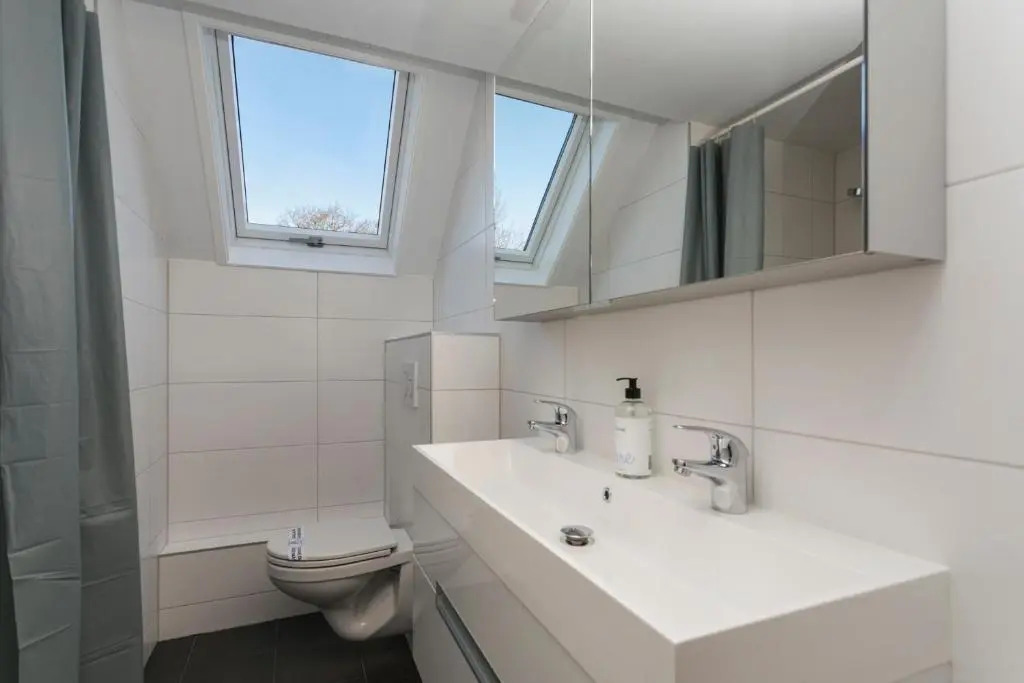 Bungalow Jonkerstee 81 - Ouddorp near the beach with big garden - not for companies