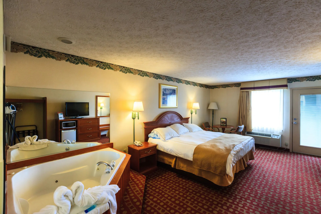Park Grove Inn