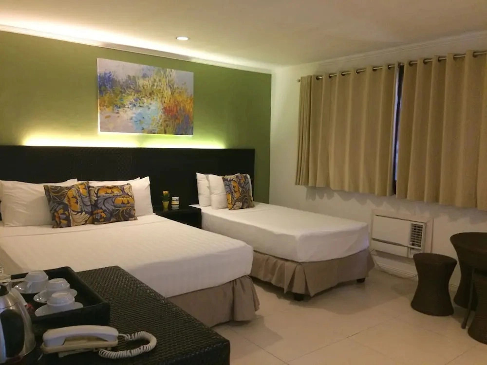Courtyard Inn