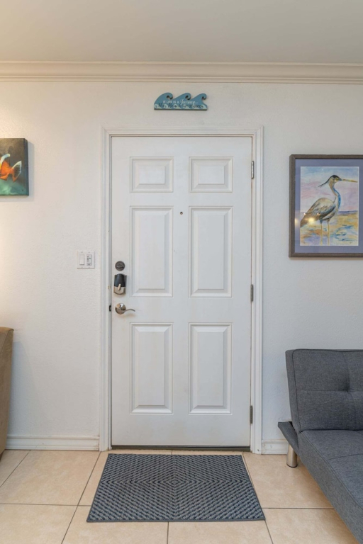Tiki 240 - Beachfront Ocean View Condo Sleeps 5 1 Bedroom Condo