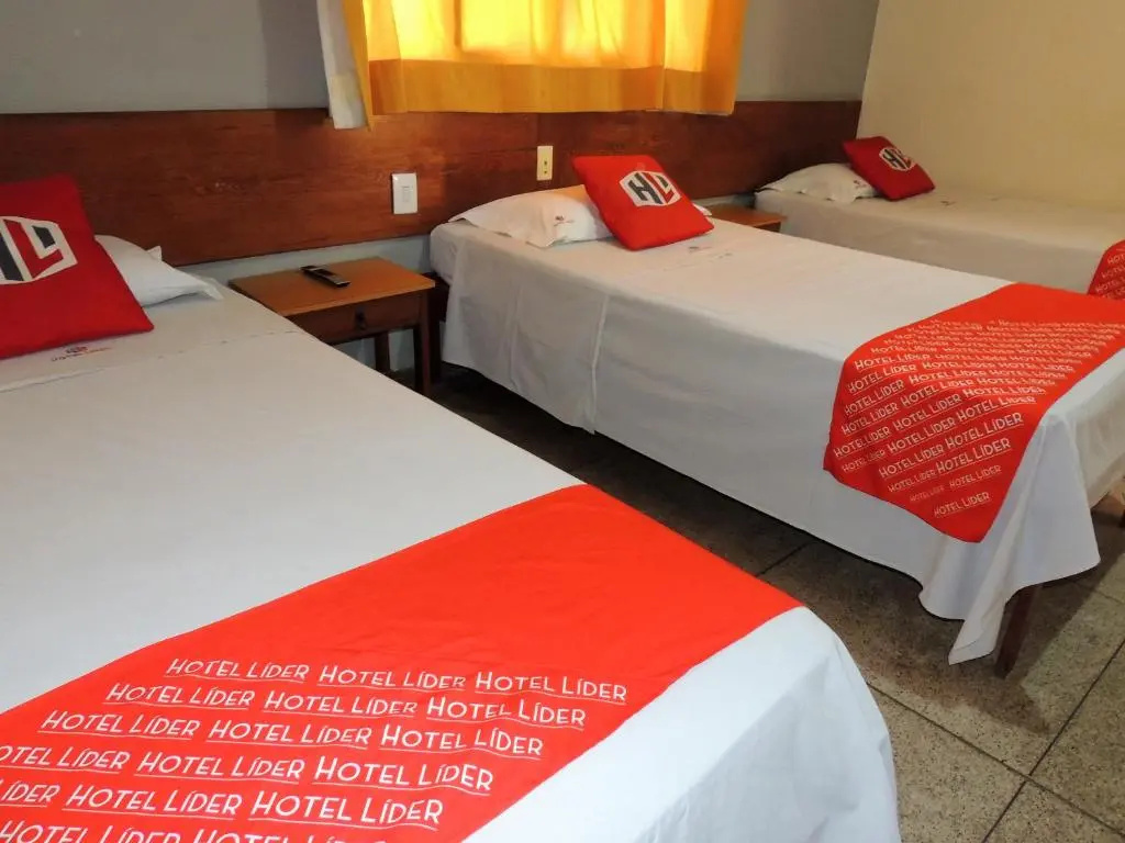 Hotel Líder