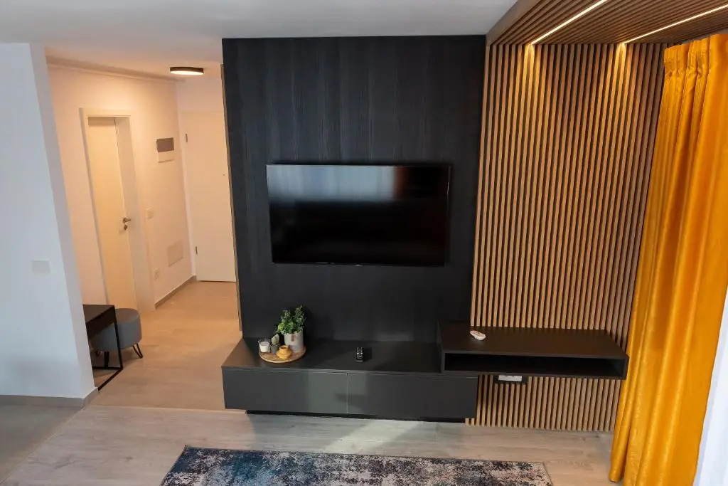 Apart B&V - Modern Apartment near Coresi Mall