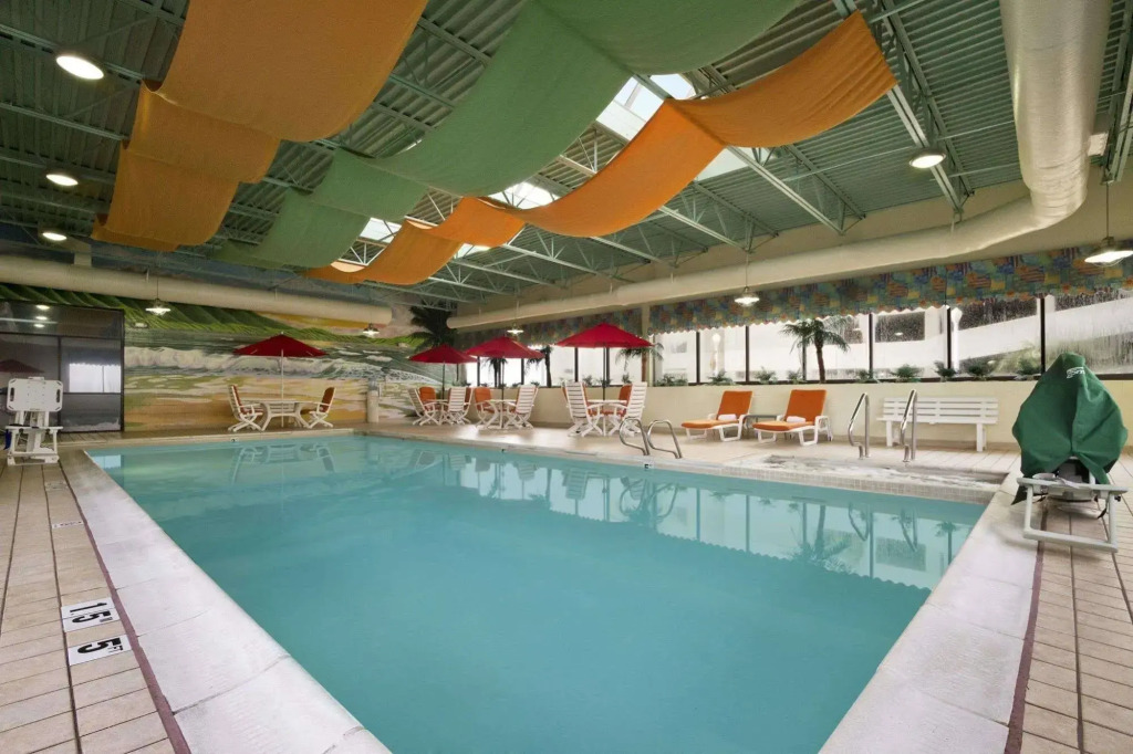 DoubleTree by Hilton Virginia Beach