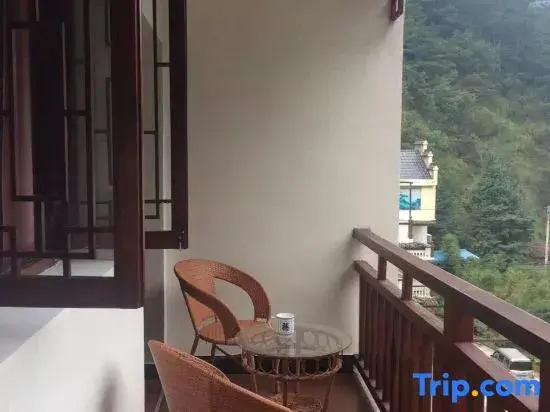 Hangzhou Shenyue Longchuan Homestay