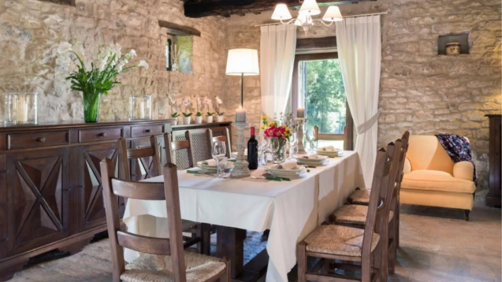 Luxury Villa Inside a big Estate Airco Heated Pool-villa Savino